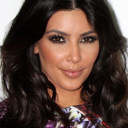Kim Kardashian signature wavy style